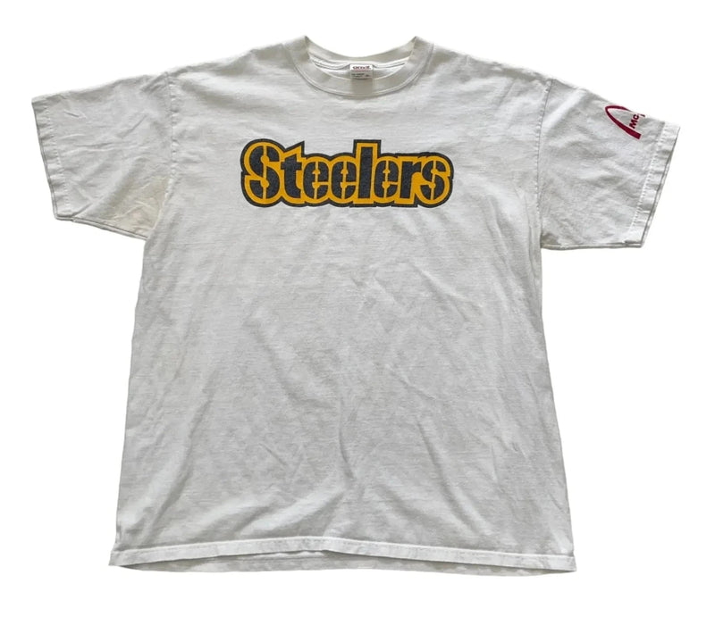 Vintage Anvil White Cotton T-shirt With 'Steelers' Graphic In Black And Yellow On Front And Additional Red Logo On Sleeve. T-shirt White Size Extra Large