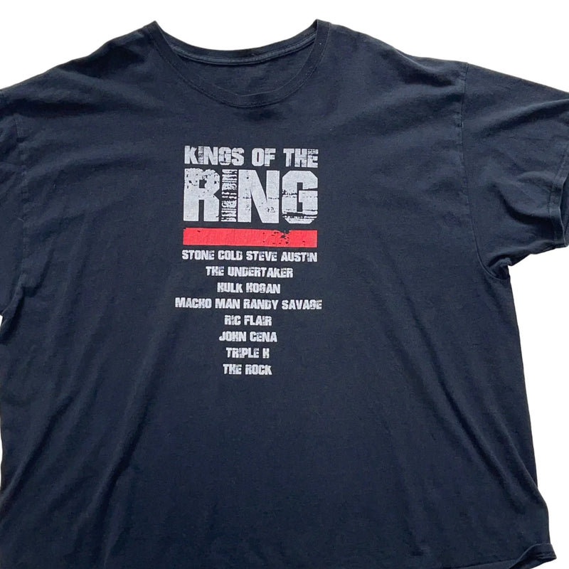 Vintage WWE Featuring 'Kings Of The Ring' Text With A List Of Wrestling Icons In Distressed White And Red Print. T-shirt Black Size