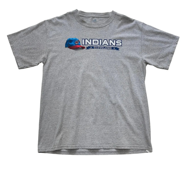 Vintage Lee Sport Heather Gray T-shirt With 'Indians Cleveland' Graphic And Baseball Cap Design. Made By Lee Sport. T-shirt Gray Size