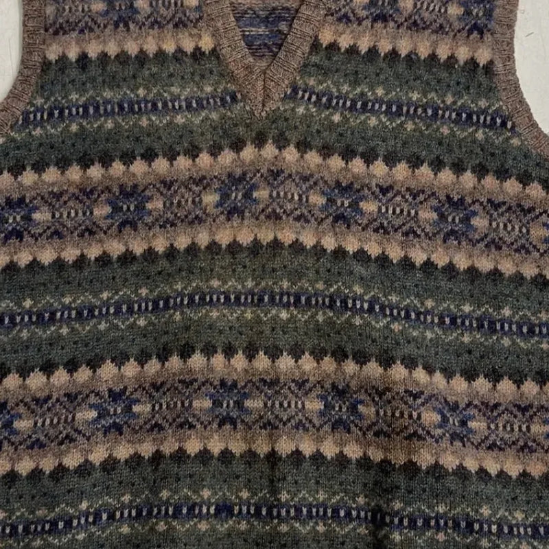 Vintage Lands' End Fair Isle Pattern, Shetland Wool, V-neck, Ribbed Hem Sweater Vest Multicolor Size Extra Large Center