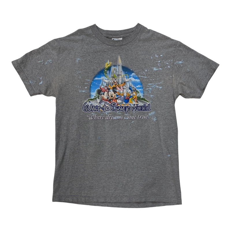 Vintage Disney Features A Front Graphic Print Walt Disney World with Characters And A Castle. Classic Fit With A Crew Neck. T-Shirt Gray Size Medium