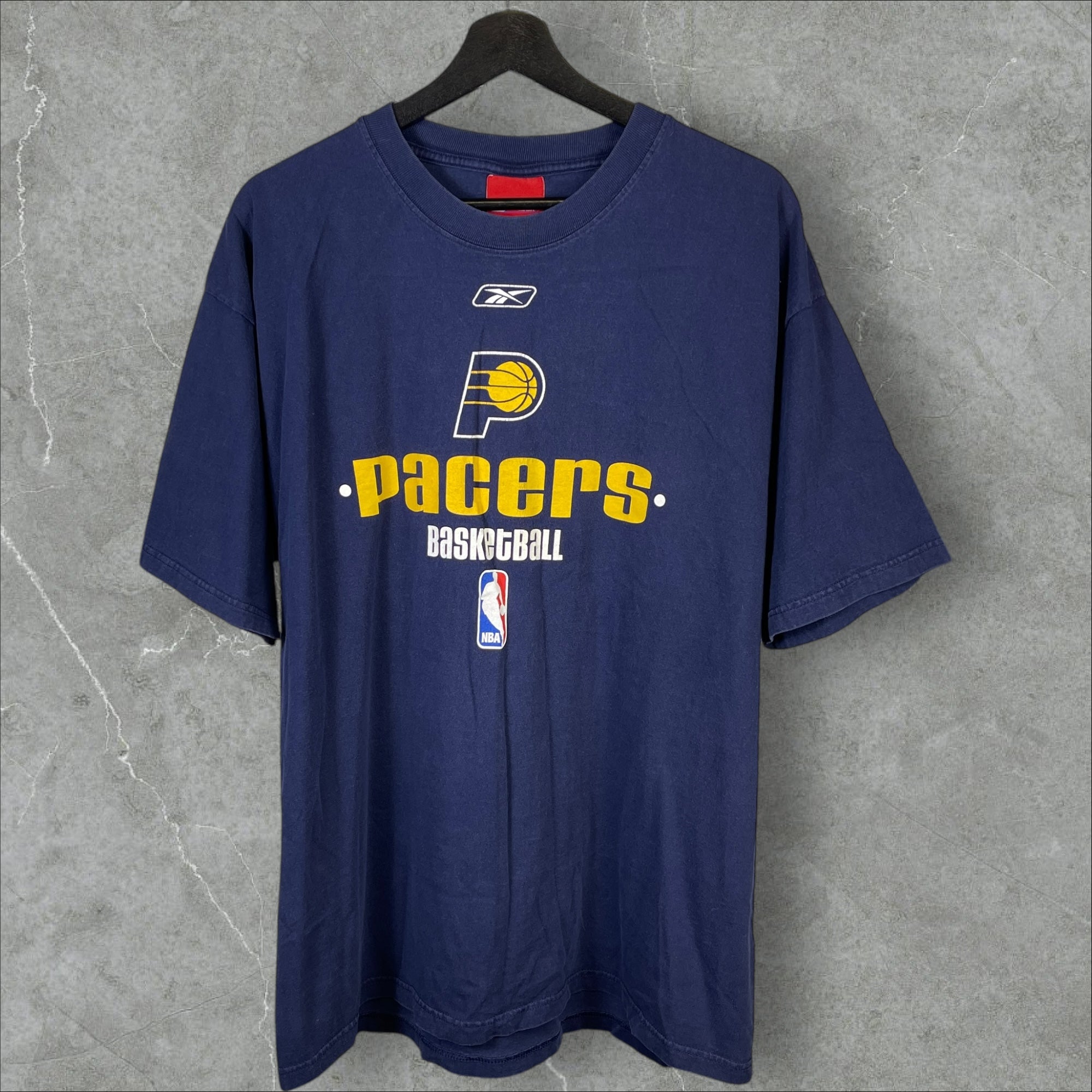 Vintage 2000's NBA Reebok Indiana Pacers Navy T-Shirt Size Large