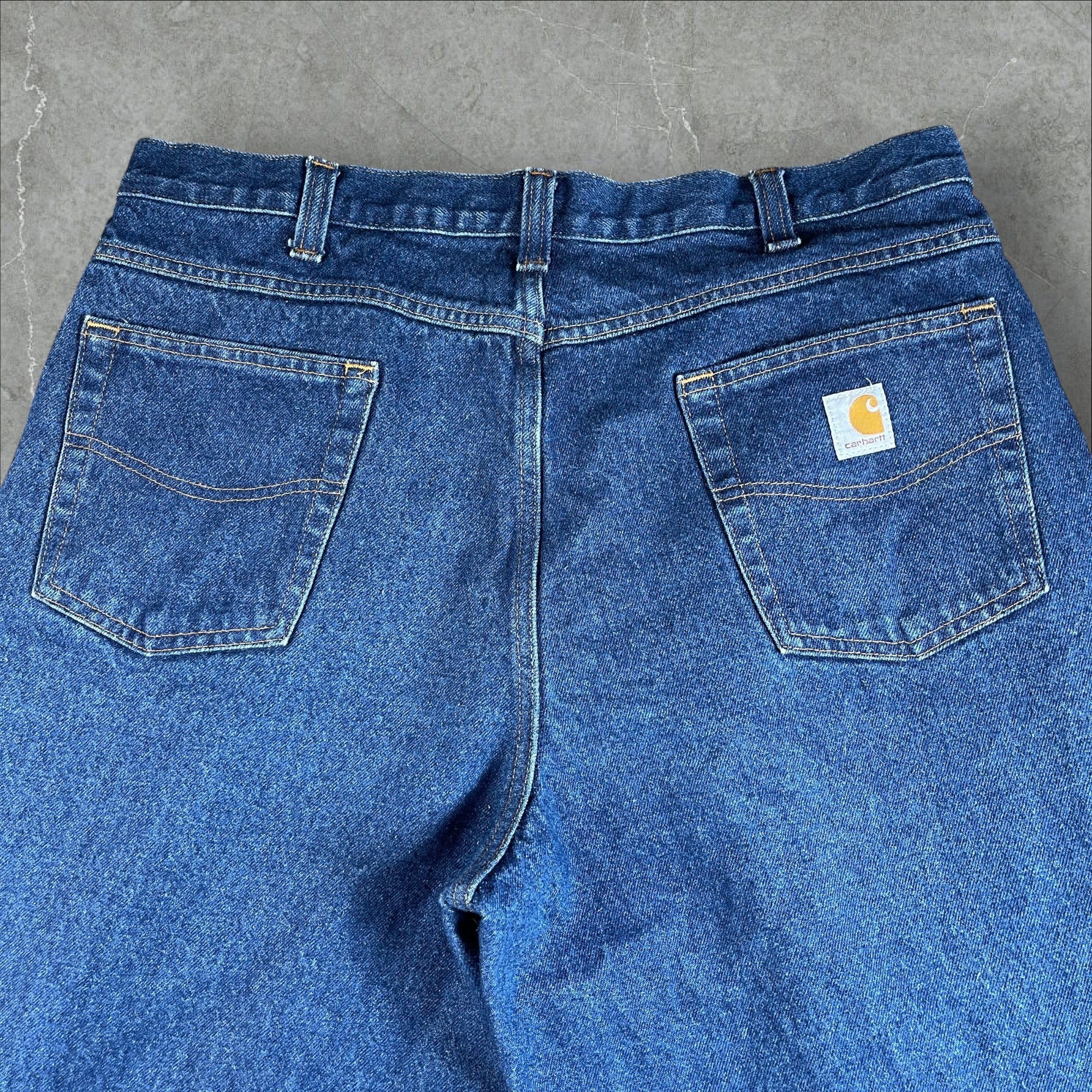 Vintage Carhartt Relaxed Fit Dark Blue Denim Jeans 381-83 Size 38x32