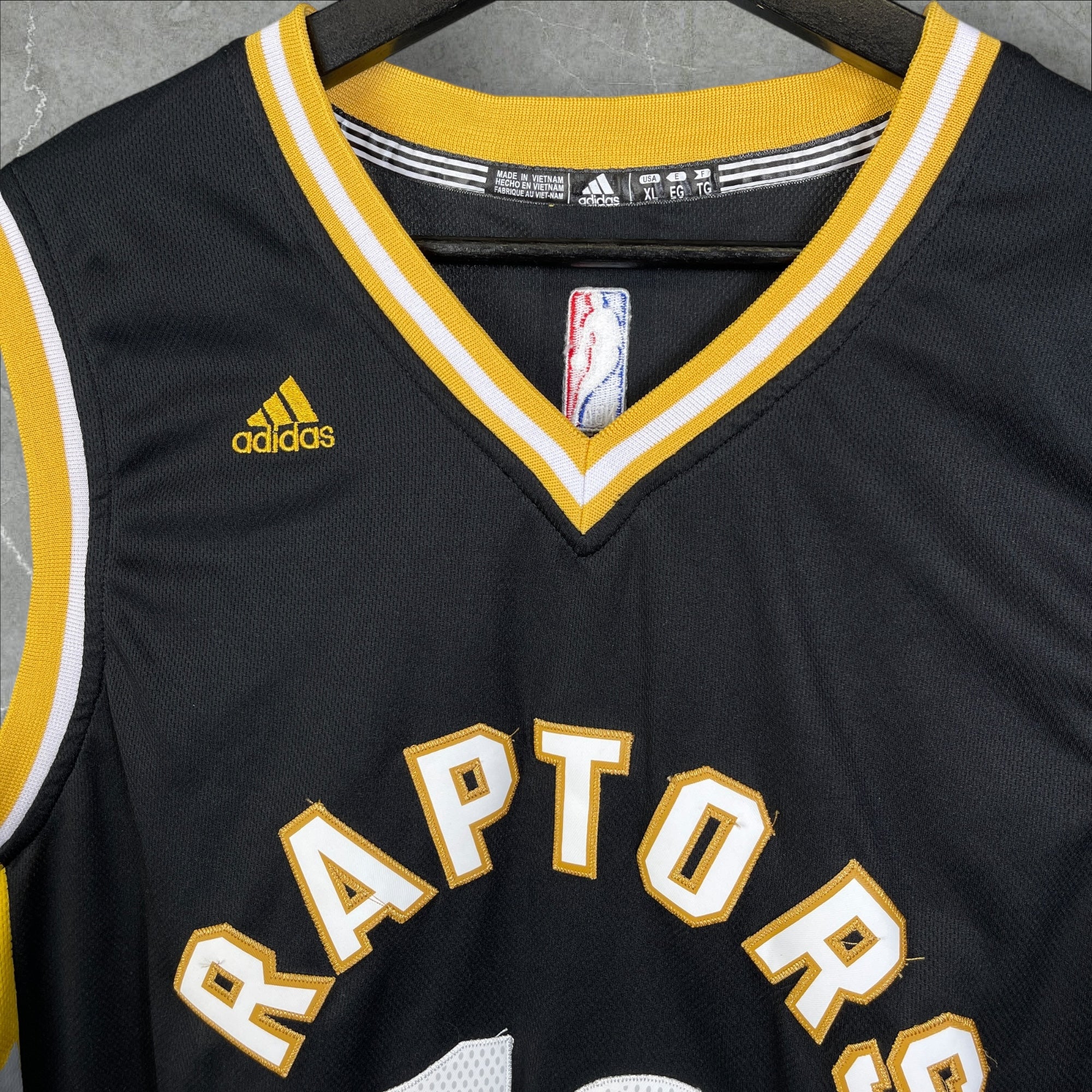 NBA Adidas Toronto Raptors OVO DeMar Derozan #10 Black Gold Jersey Size XL