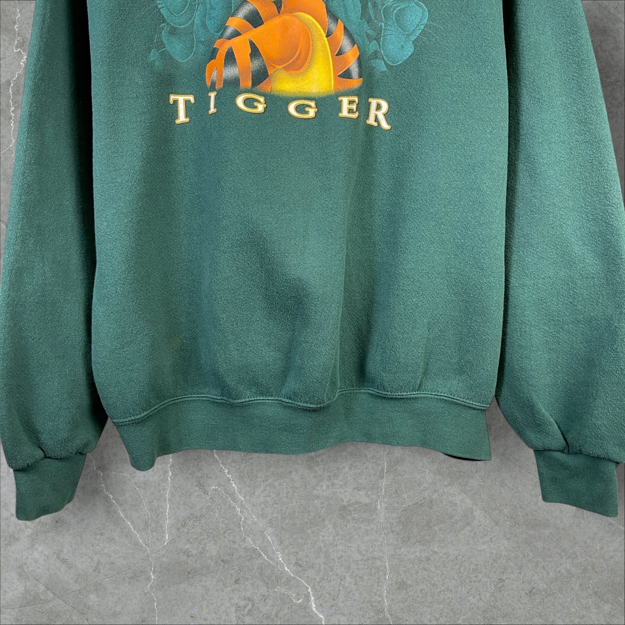 Vintage 90s Disney Tigger Cartoon Green Sweatshirt Size Extra Large