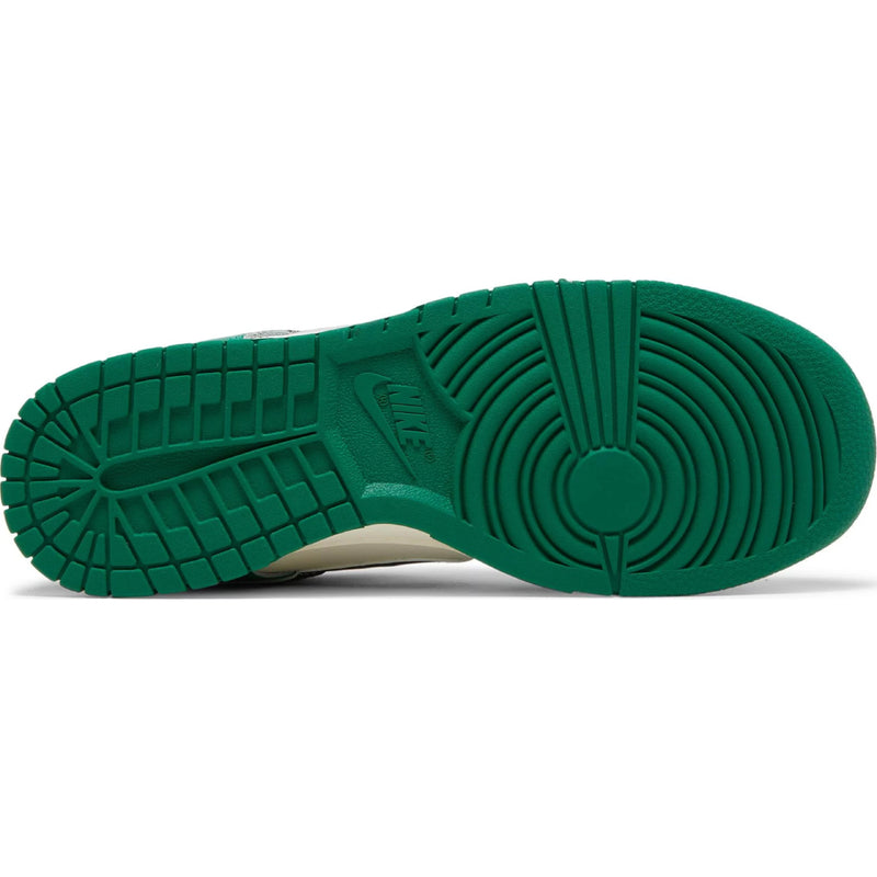 Nike Dunk Low SE "Lottery Pack Malachite Green"